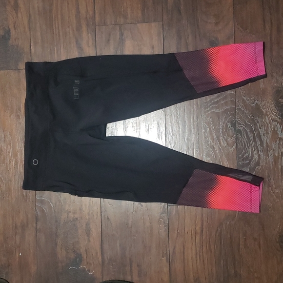 Lumo Run Leggings - Picture 3 of 11